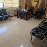 فروش صندلی و میز اداری