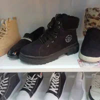 تمامی کفش ها به علت جمع آوری