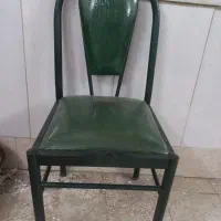 صندلی فلزی در حد نو