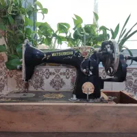 چرخ خیاطی قدیمی