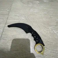 چاقو کارامبیت