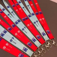 کارمند اقا با سابقه کار با دستگاه چاپ سابلیمیشن