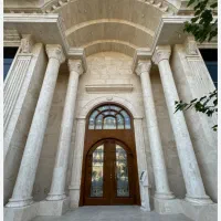 آپارتمان ۱۴۵متری واقع در برج کلید نخورده