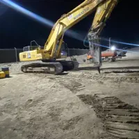 جذب راننده بیل مکانیکی (پیکور)