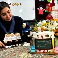 عروسک دانش آموزی