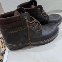 نیم بوت کاترپیلار