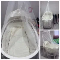 تخت گهواره ای نوزاد