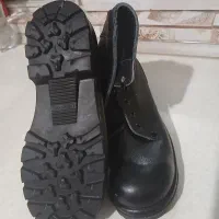 پوتین سربازی نو|کیف، کفش، کمربند|فشاپویه, |دیوار