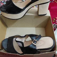 صندل سایز ۳۸فروش ب دلیل نیاز مالی