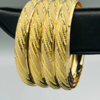 خرید و فروش فی لحظه    سکه طلا نو و شکسته