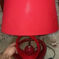 آباژور رو میزی قرمز