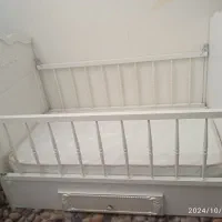 تخت نوزادی تا ۷سال همراه با تشک نو|تخت و سرویس خواب|تهران, مسعودیه|دیوار