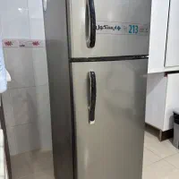 فروش یخچال 12 فوت ایستکول|یخچال و فریزر|شیراز, شهرک والفجر|دیوار