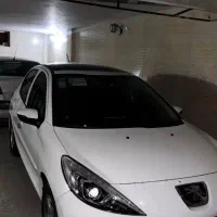 207 پانوراما اتومات سفید