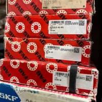 فروشنده و خریدار بلبرینگ