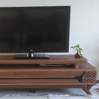 فروش تلویزیون و میز زیر تلویزیونی
