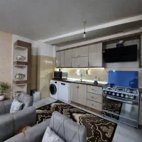 اپارتمان-شهرک-اندیشه-سنددار-بر-خیابان