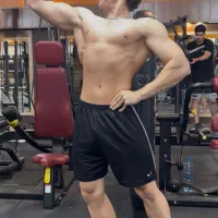 مربی بدنسازی نچرال آنلاین و حضوری