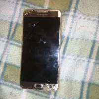 4 گوشی سامسونگ و یک هواوی (اوراقی)