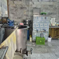 کارگر استادکار لبنیات