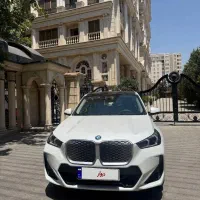 بی ام و ix1  با کیت m