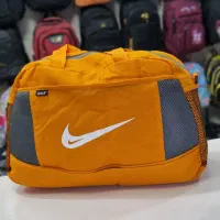 ساک و کیف ورزشی نایک|کیف، کفش، کمربند|قم, شاه ابراهیم|دیوار