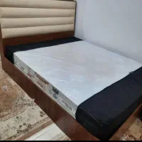 تخت خواب دو نفره به همراه تشک رویال در حد اکبند|تخت و سرویس خواب|ساری, |دیوار