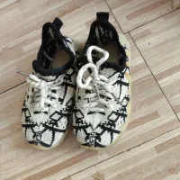 نیم بوت سایز 27 و کتونی اسپرت سایز 23|کفش و لباس بچه|فردیس, فردیس|دیوار