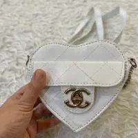 آگهی ۵(کیف نو هر عدد ۱۰۰ ت ، ۳ تا کیف با هم ۲۵۰ ت)