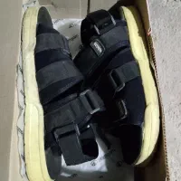 صندل‌وکفش‌چرم‌