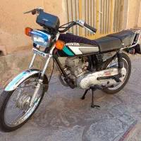 موتور سیکلت تمیز