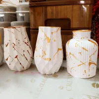 گلدان وخوشه گندم