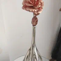 گلدان و مجسمه و رز مسی|مجسمه، تندیس، ماکت|ارومیه, |دیوار