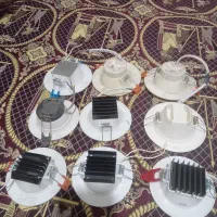 هالوژن.