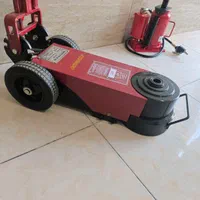 جک کامیونی تورنادو ۸۰۴۰ و ۸۰۴۰۲۵