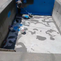 اجرای‌عایق‌دوجزئی‌چسب‌نانو‌استخر نشت یابی رفع‌انی|خدمات پیشه و مهارت|تبریز, |دیوار