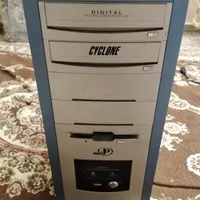 کیس کامپیوتر خالی