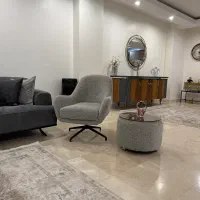 مبل تک نفره طوسی مدرن +پاف ست وبسیار تمیز و شیک
