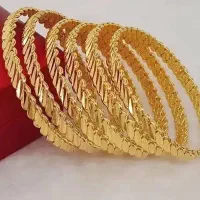 طلا دست دوم شمارو خریداریم  پایه +۵۰ هزار