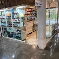 فروشنده آقا و آشنا به صنف موبایل