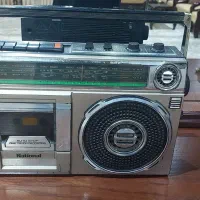 رادیو قدیمی|کلکسیون اشیاء عتیقه|نهاوند, |دیوار