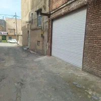 مغازه ۱۰۰متری