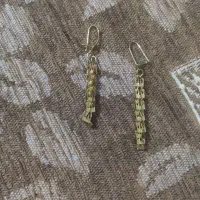 گوشواره آویز رنگ‌ ثابت