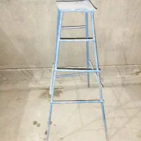 چهار پایه آهنی|صندلی و نیمکت|شوط, |دیوار