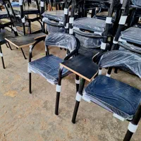 صندلی چرخی و میز|صندلی و نیمکت|سنقر, |دیوار