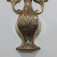 گلدان برنزی|صنایع دستی و سایر لوازم تزئینی|قم, باغ شریفی|دیوار