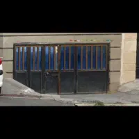 یک عدد درب پارکینگ بدونه چهار چوب