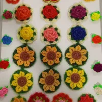 بافتنی های. زیبا. لیف اسکاج. شال و کلاه