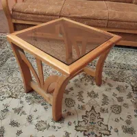 مبل هفت نفره در حد نو بامیز وسط ویکعدد عسلی