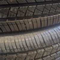 لاستیک ۲۲۵/۶۰/۱۸  بارز